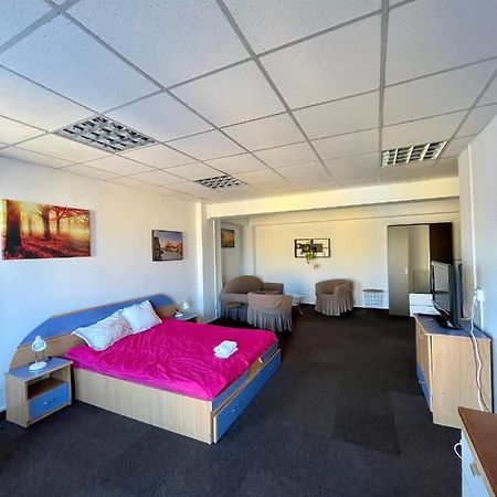 Luanaapartments # 43 Otopeni Ngoại thất bức ảnh