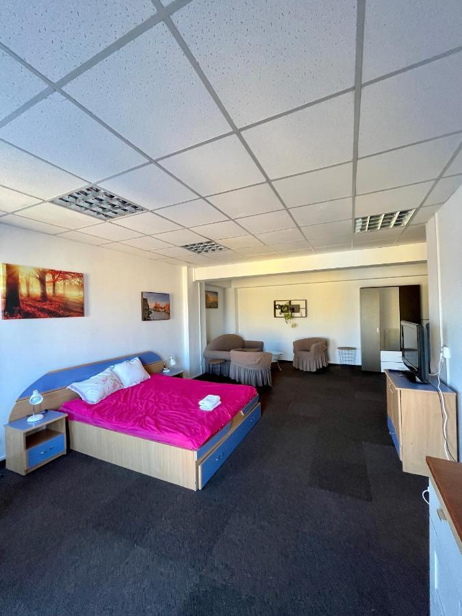Luanaapartments # 43 Otopeni Ngoại thất bức ảnh